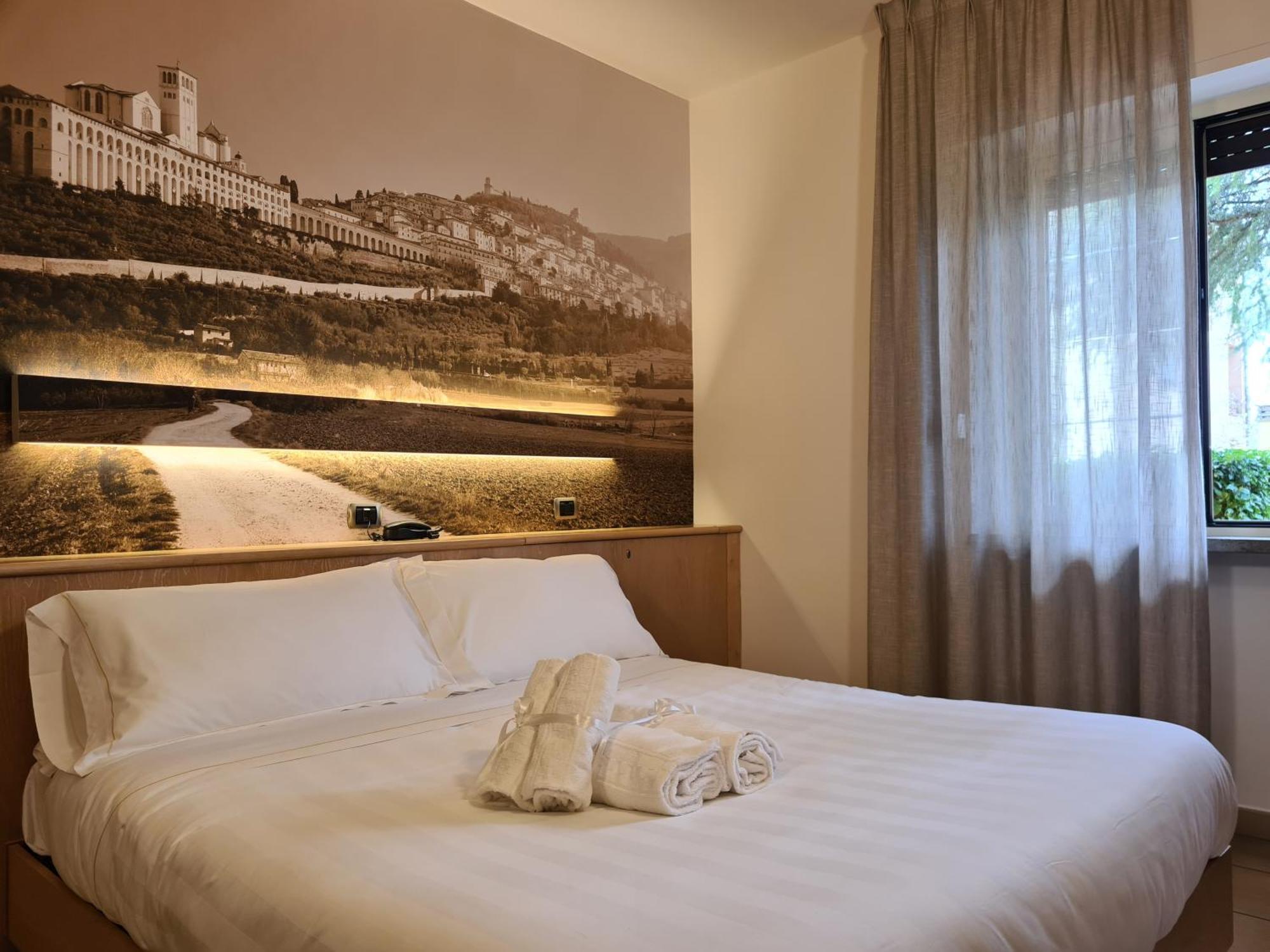 Hotel Cladan Assisi Exteriör bild